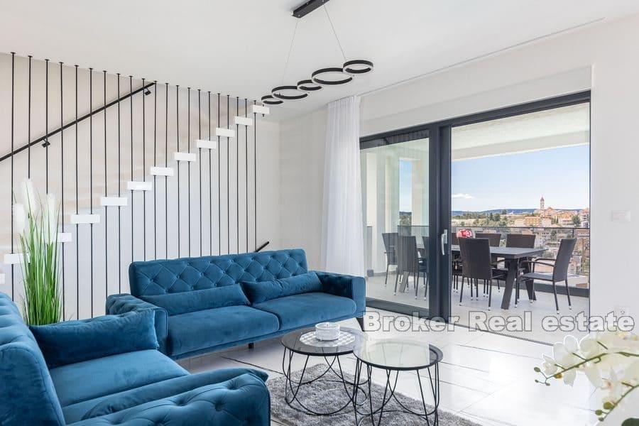 Trogir - Attractive villa with a pool and a sea view