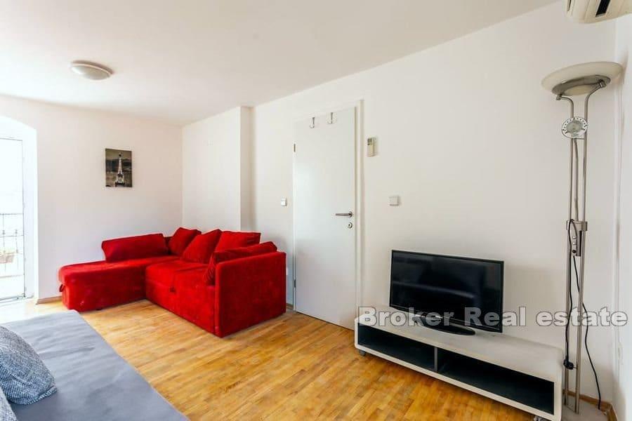 Split center - Stone house near Diocletian's Palace and the sea