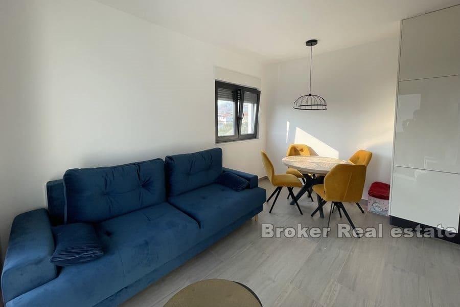 Trogir - Moderne ettromsleilighet