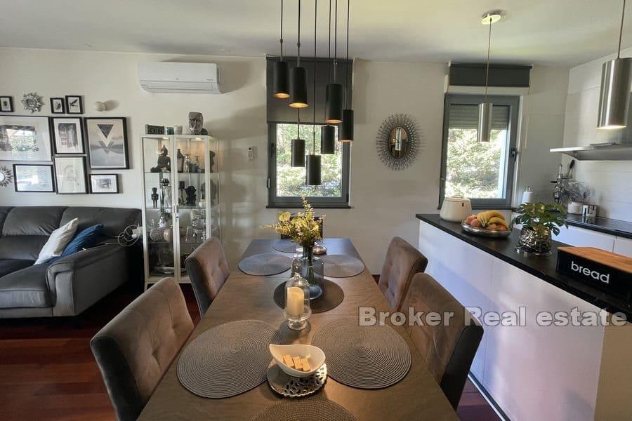 Сплит - Жнян, роскошная квартира в прекрасном месте