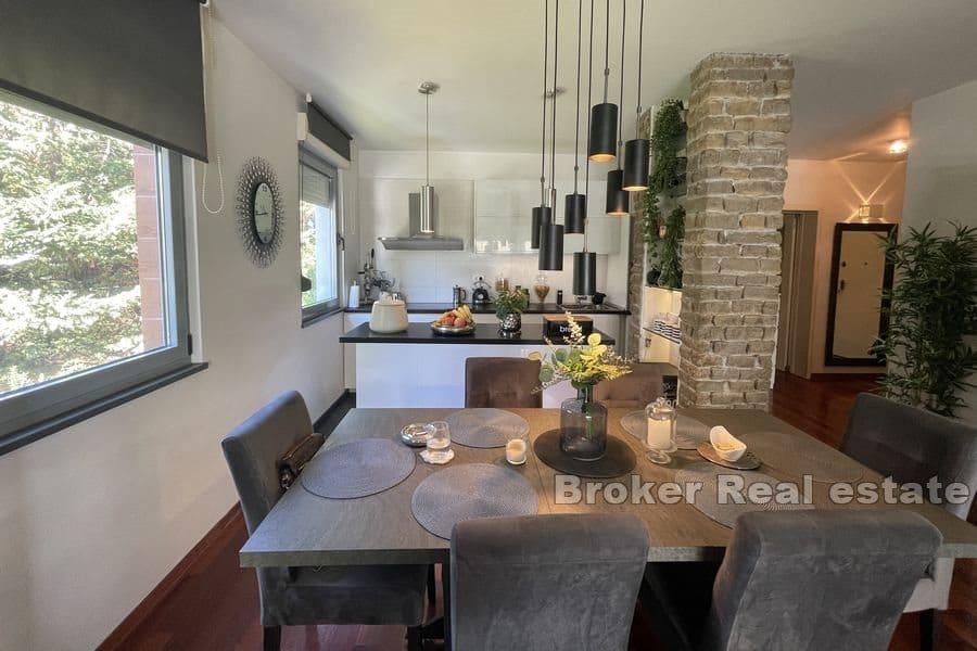 Сплит - Жнян, роскошная квартира в прекрасном месте