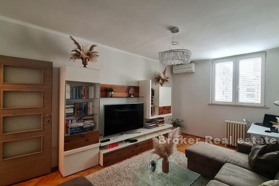 Split - Blatine, moderní dvoupokojový byt