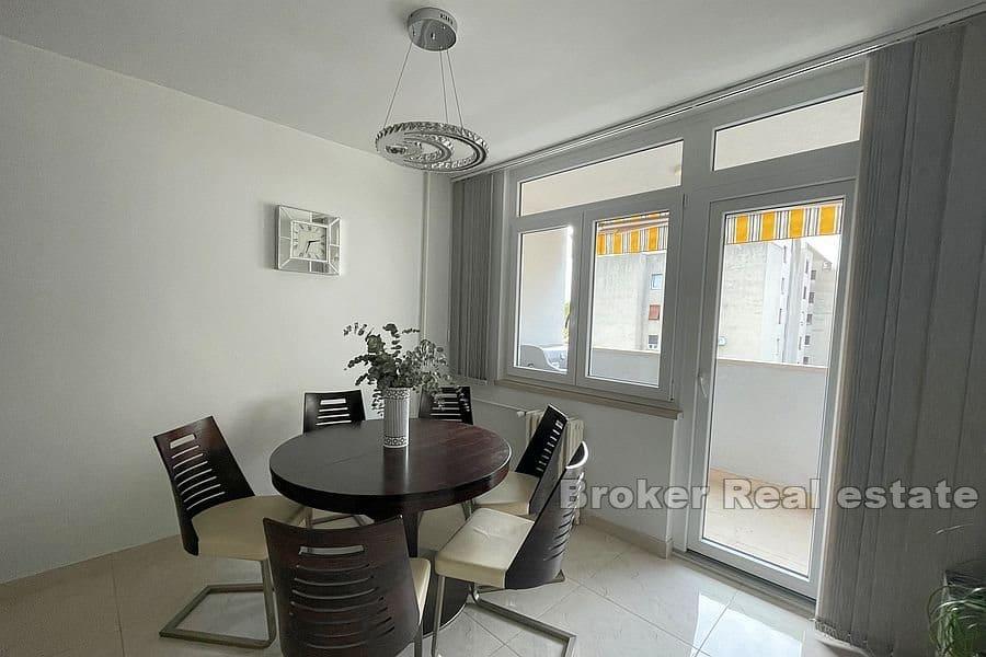 Split - Blatine, appartement moderne de deux chambres