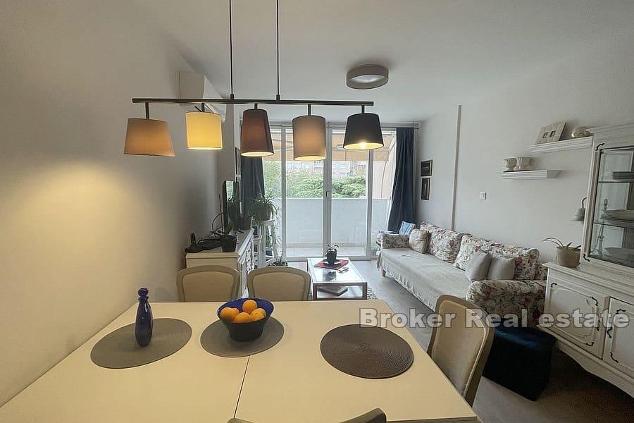 Split, Sućidar - Namješten stan na mirnoj lokaciji