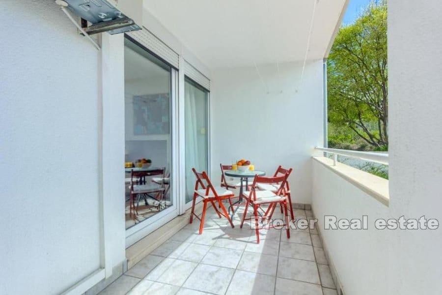 Split - Pazdigrad, komforan dvosoban stan