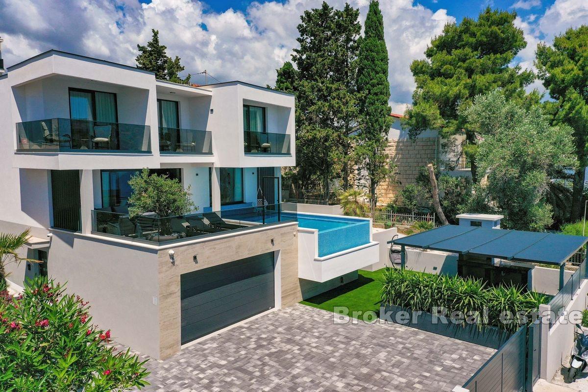 Wyspa Ciovo - Willa z basenem nad morzem