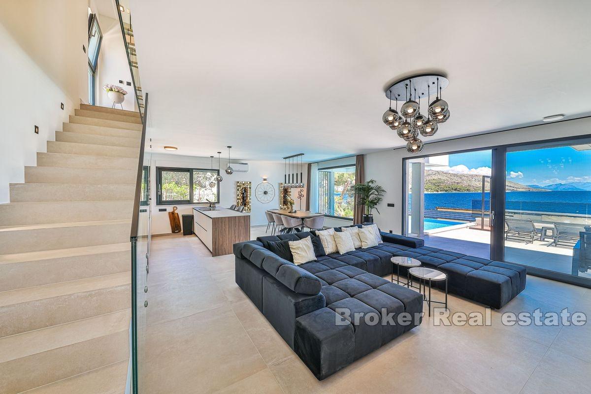 Wyspa Ciovo - Willa z basenem nad morzem