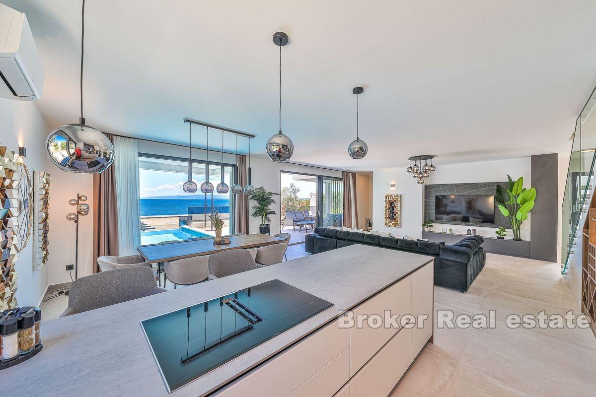 Wyspa Ciovo - Willa z basenem nad morzem