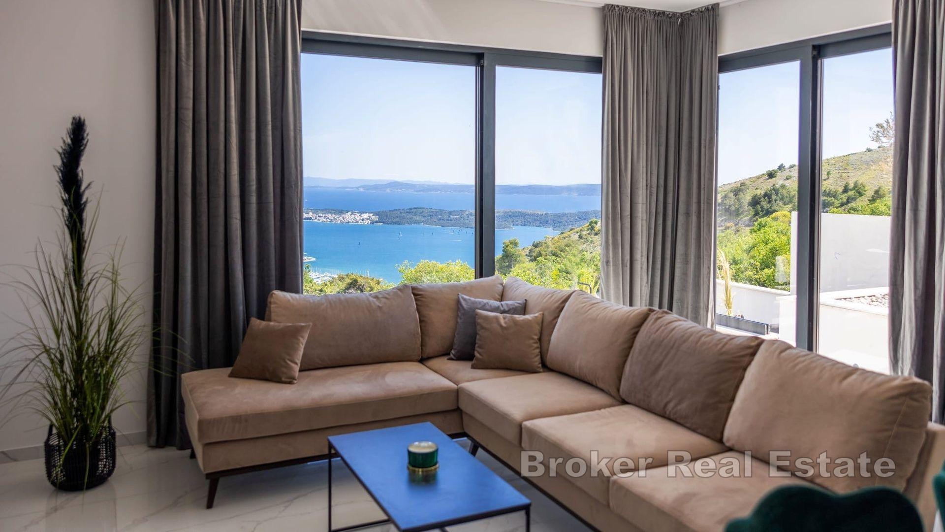 Trogir - Nowo wybudowana willa z widokiem na morze