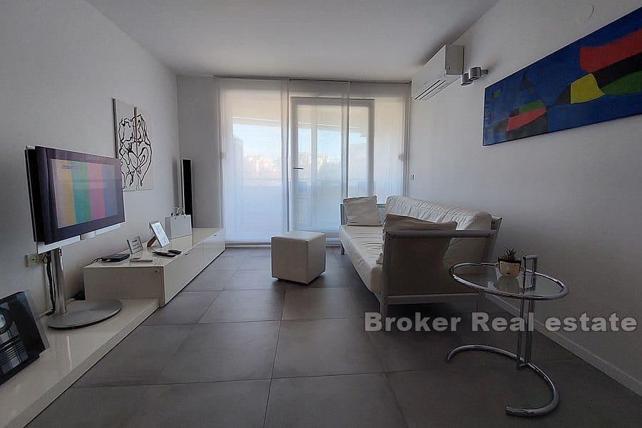 Split - Bol, komfortní apartmán s jednou ložnicí