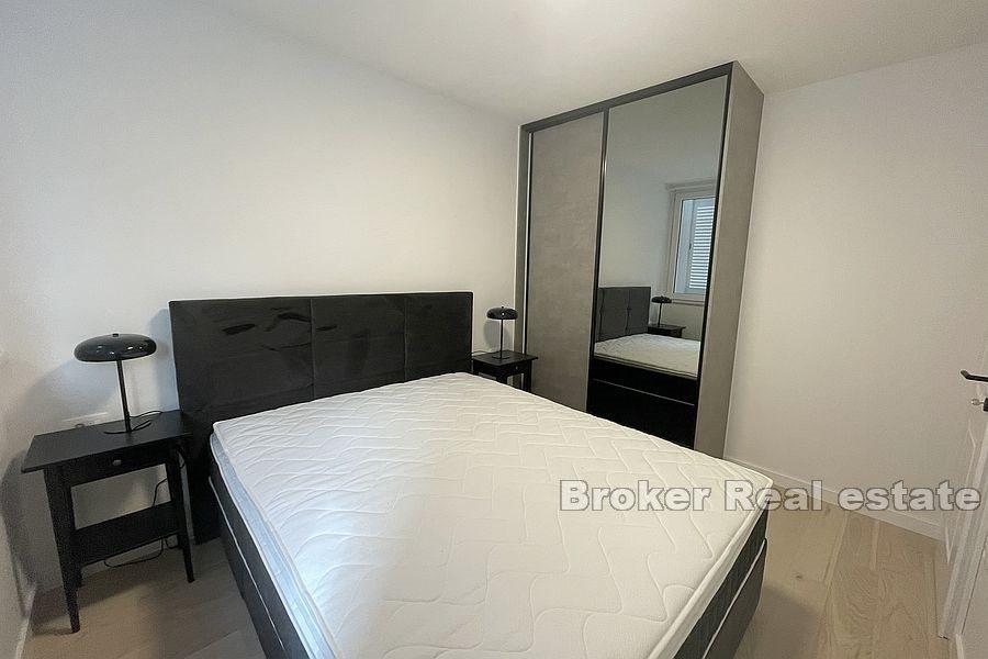 Split - Trstenik, Novouređen stan na traženoj lokaciji