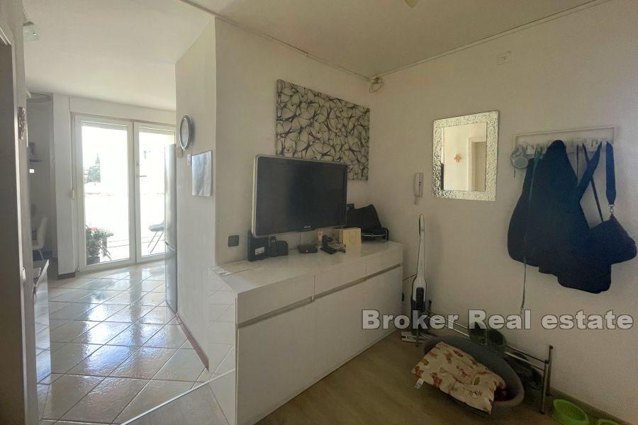 Split, Spinut - Apartment in an excellent location with a sea view