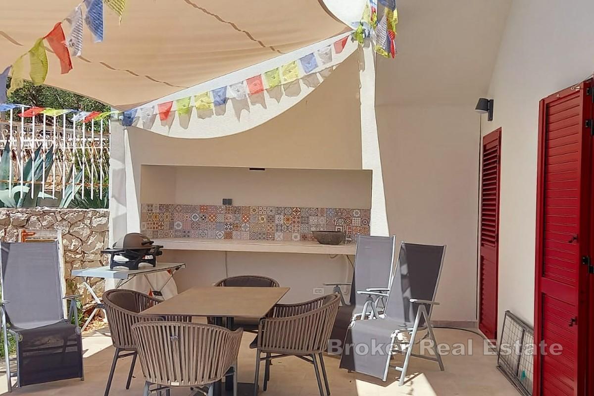 Nær Trogir - Enebolig og tomannsbolig i umiddelbar nærhet av havet