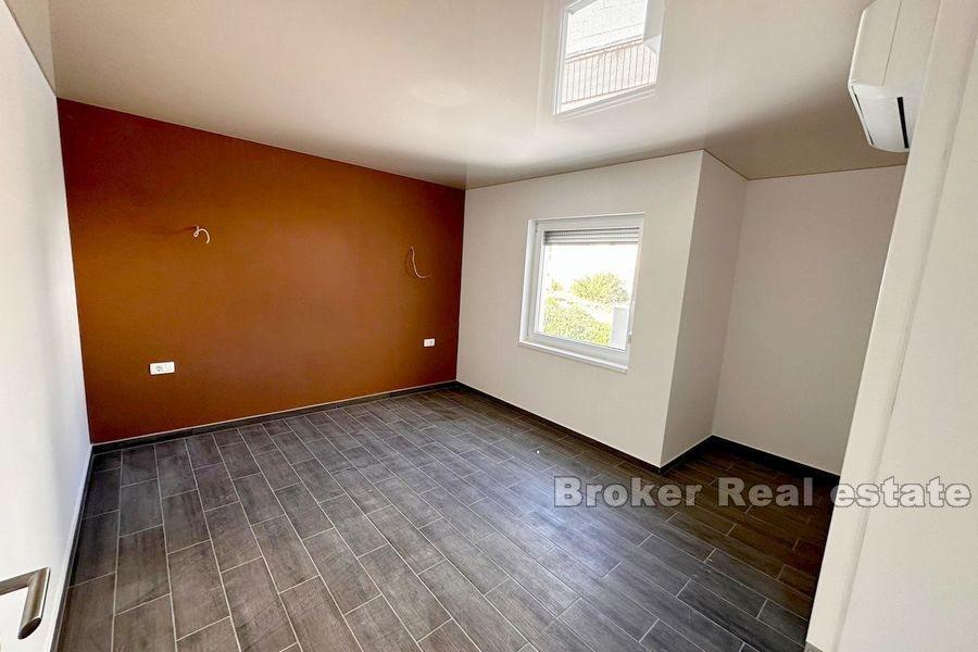 Island of Ciovo - Newly built apartments near the sea