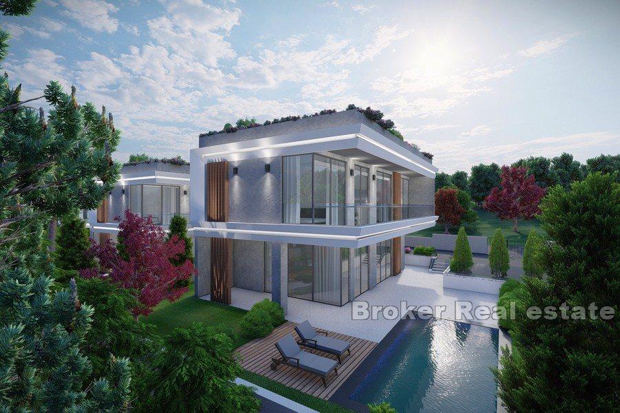 Kaštela - Wille z basenem w budowie blisko morza