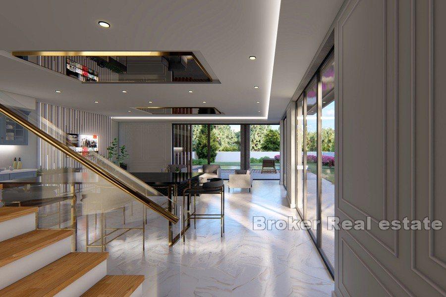 Kaštela - Wille z basenem w budowie blisko morza