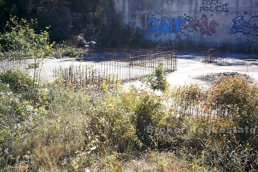 Рядом с Сплитом - Земля под застройку с видом на море