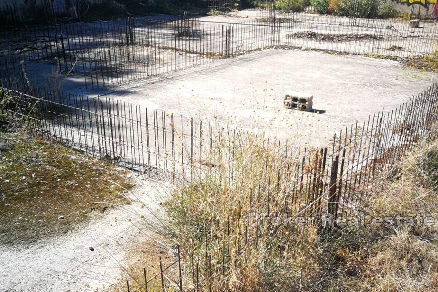 Рядом с Сплитом - Земля под застройку с видом на море