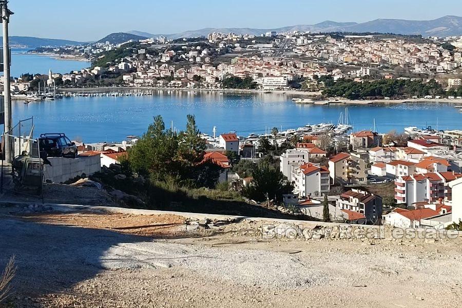 Рядом с Сплитом - Земля под застройку с видом на море