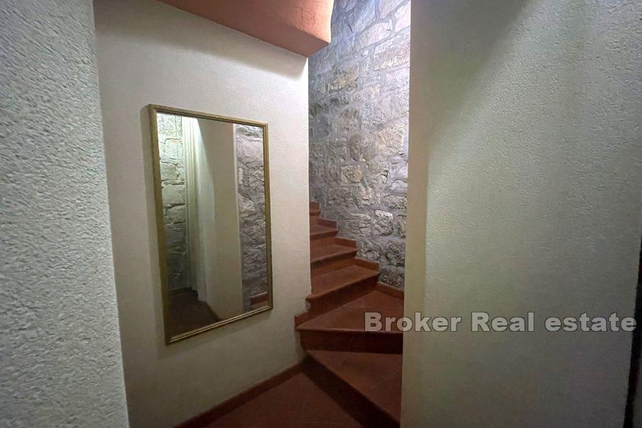 Split, Centar - Manuš, trosoban stan