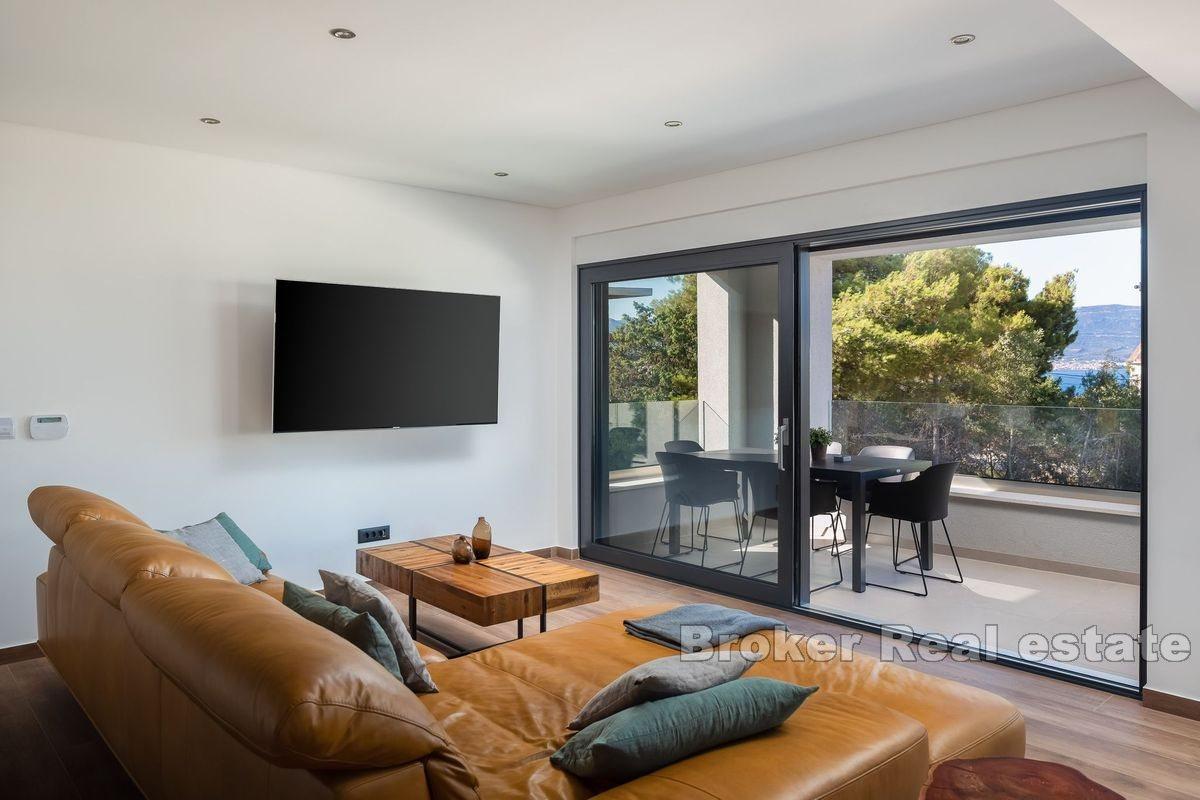 Modernes Apartment mit Meerblick