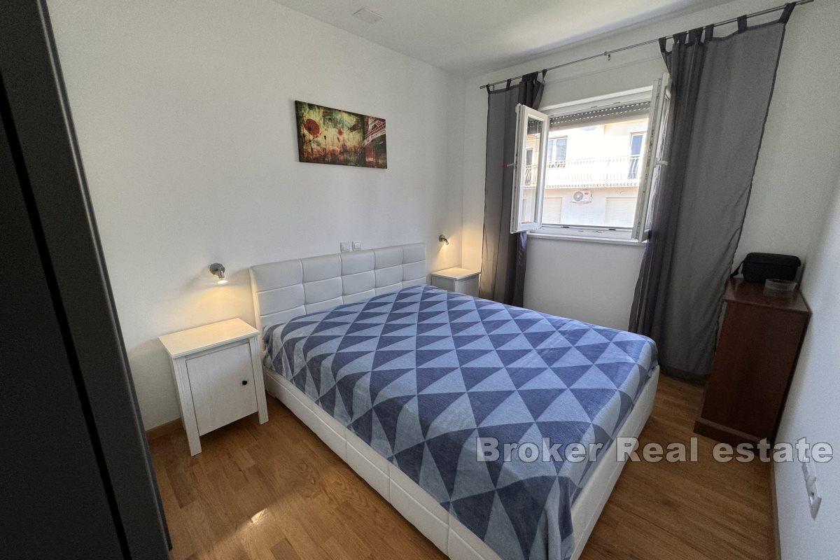 Potpuno opremljen dvosoban apartman