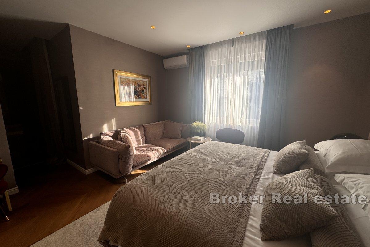 Three units renovated, Split