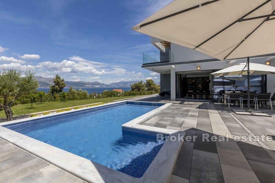 Insel Ciovo - Luxusvilla mit offenem Meerblick