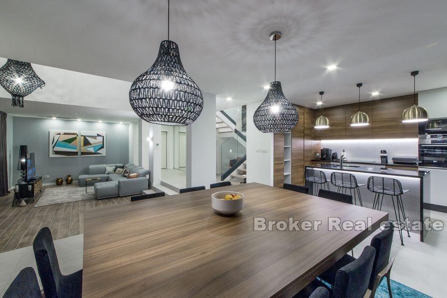 Otok Čiovo - Luksuzna vila s otvorenim pogledom na more