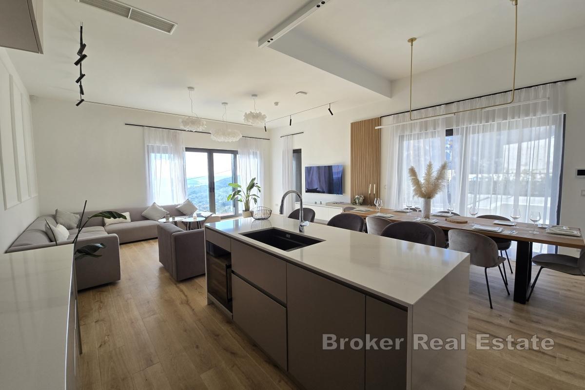 Wyjątkowa nowo wybudowana willa z pięknym widokiem na morze i wyspy