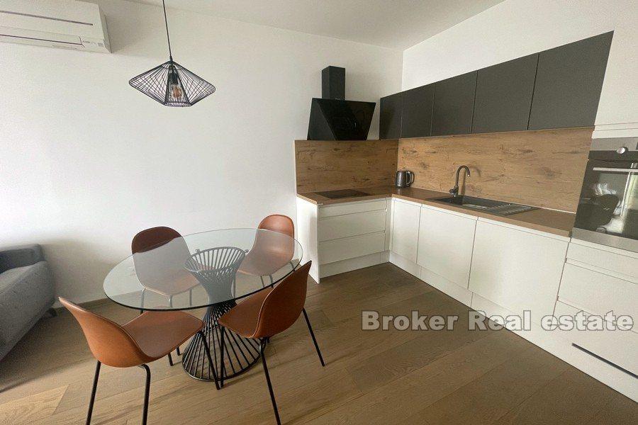 Split - Trstenik, moderne leilighet med to soverom