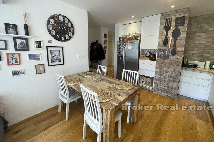 Split - Kman, nowocześnie urządzony apartament z trzema sypialniami