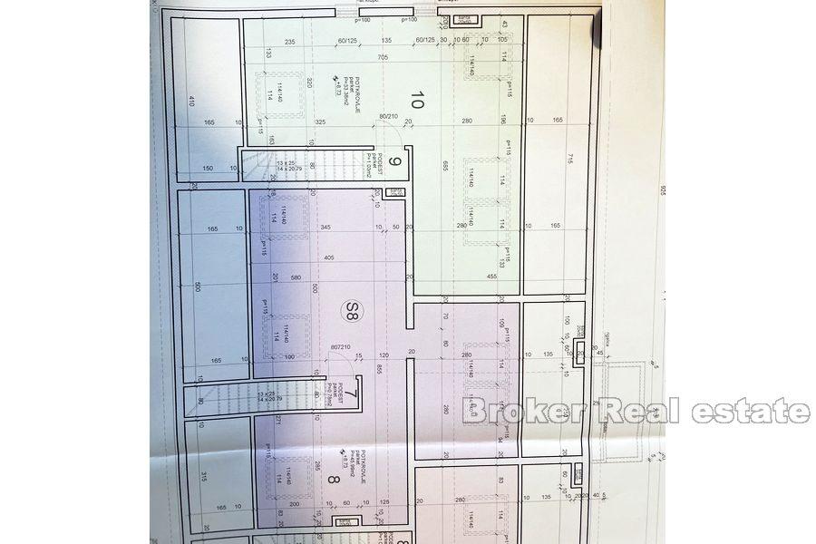 Kaštela - Třípokojový dvoupatrový byt v klidné oblasti