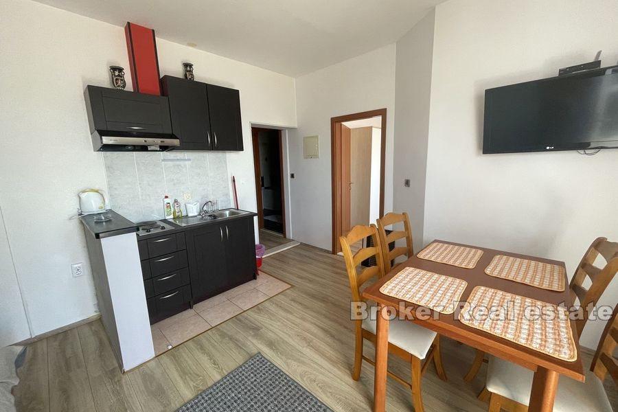 Split area - Cascading house in first row to the sea