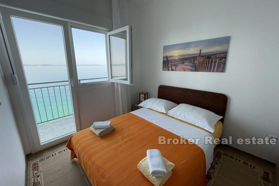 Područje Splita - Kuća prvi red do mora