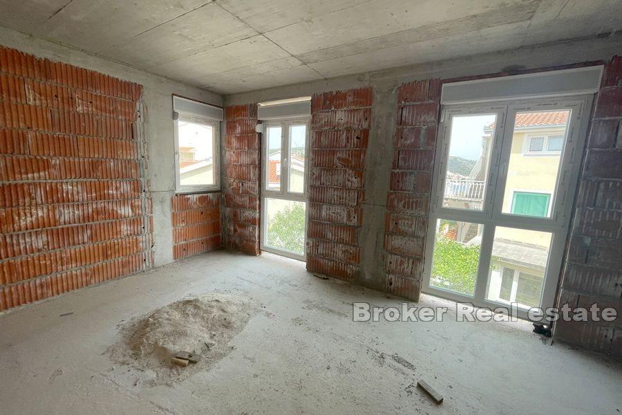 Otok Čiovo - Kuća blizu mora, roh bau stanje