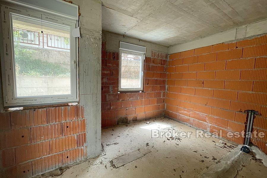 Otok Čiovo - Kuća blizu mora, roh bau stanje