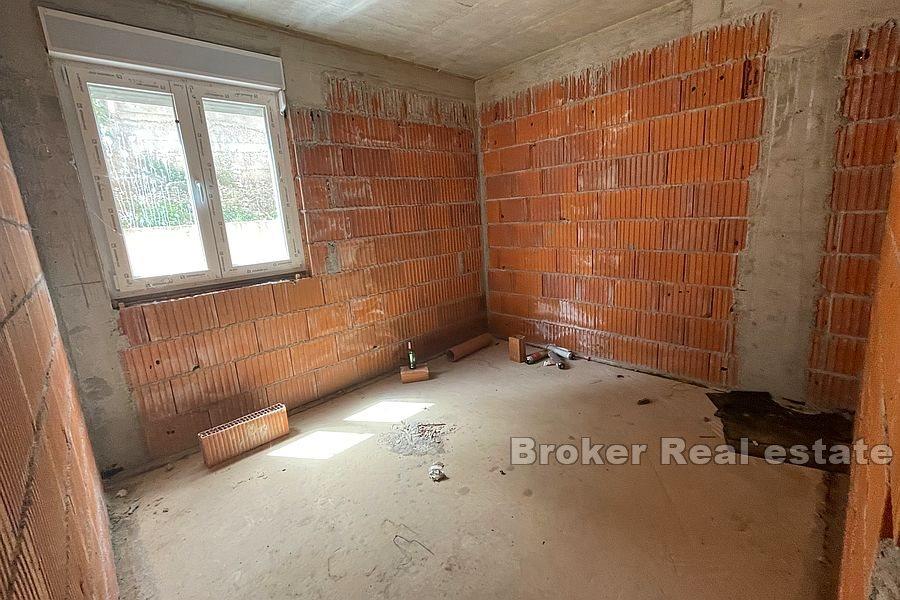 Otok Čiovo - Kuća blizu mora, roh bau stanje