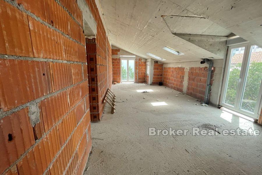 Otok Čiovo - Kuća blizu mora, roh bau stanje