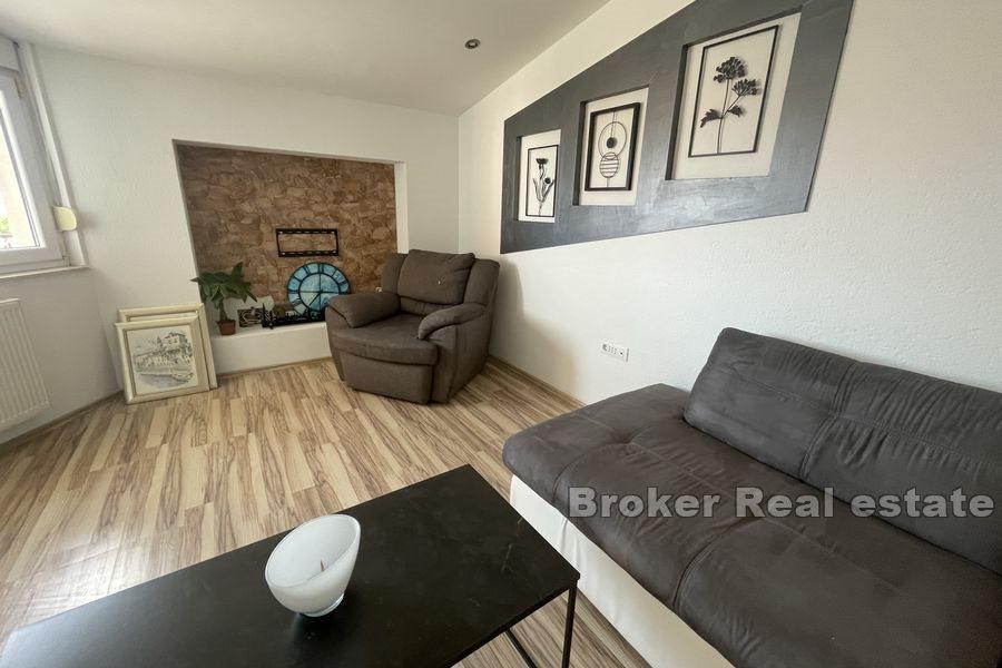 Kastela - Detached apartment house