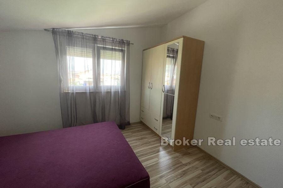 Kastela - Detached apartment house
