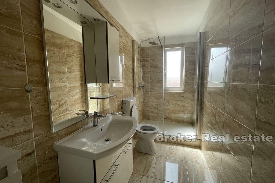 Kastela - Detached apartment house