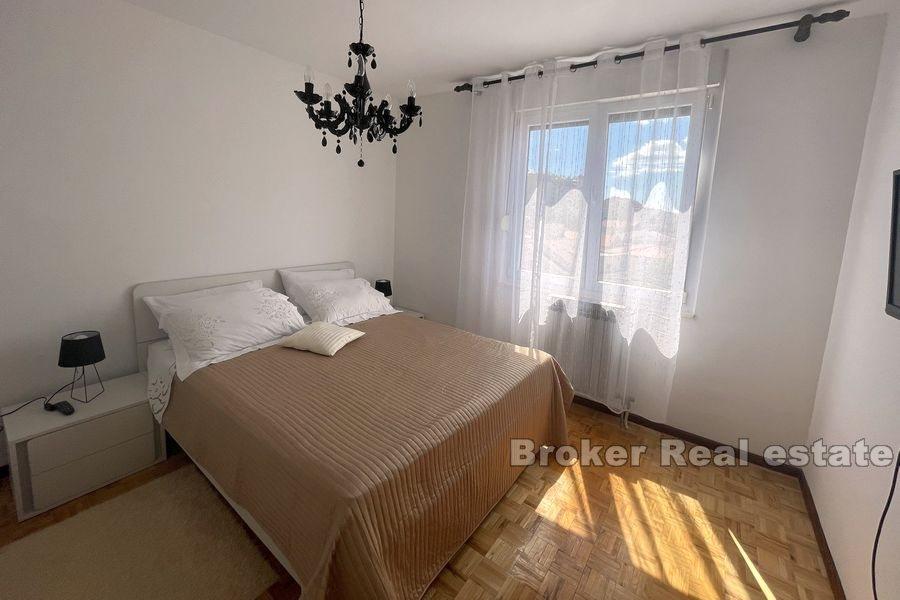 Split - Romslig leilighet med tre soverom