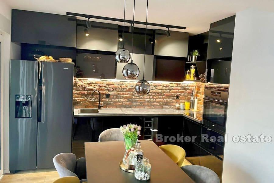 Makarska - Luxurious three bedroom apartment