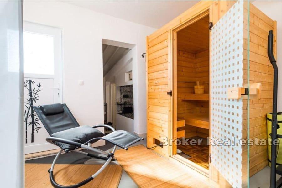 Kastela - Apartment house with sea view