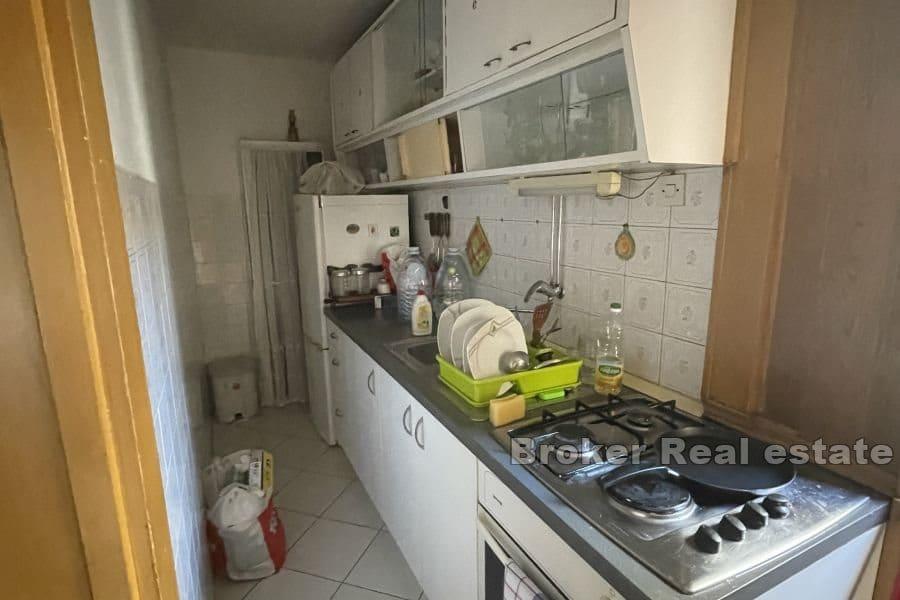 Сплит - Каменный дом в центре