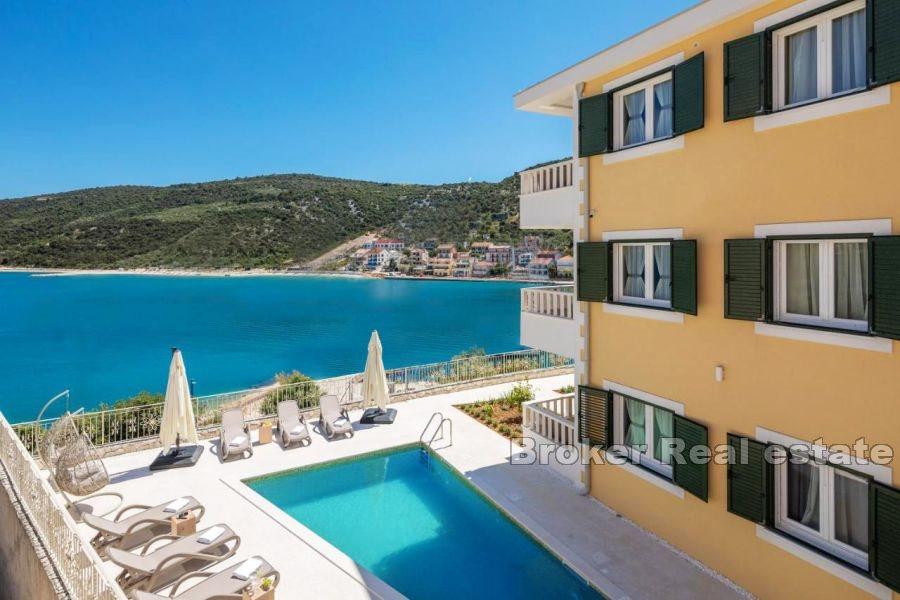 Marina - Apartmánový dům s výhledem na moře