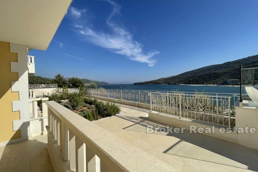 Marina - Apartmanska kuća s pogledom na more