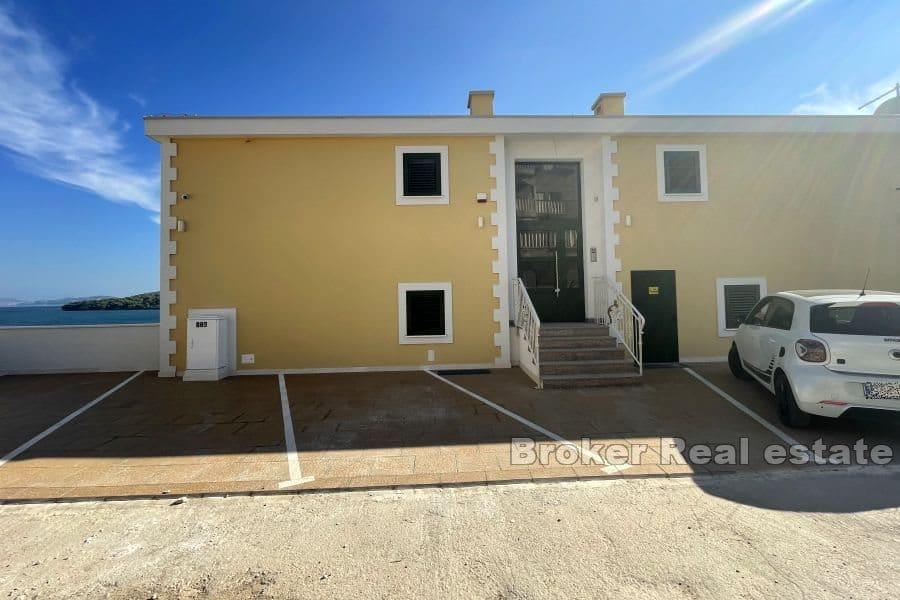 Marina - Apartmanska kuća s pogledom na more