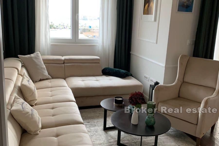 Split area - Three bedroom apartment with a sea view